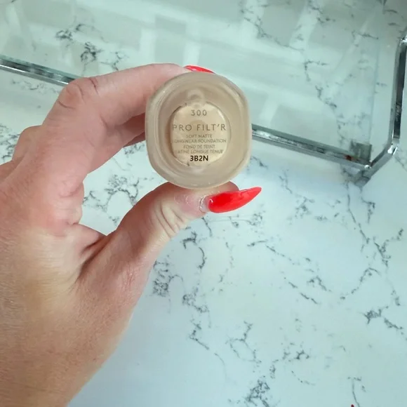 Fenty Beauty Pro Filt’r Foundation Bundle Shades 290 & 300 - Picture 6 of 10